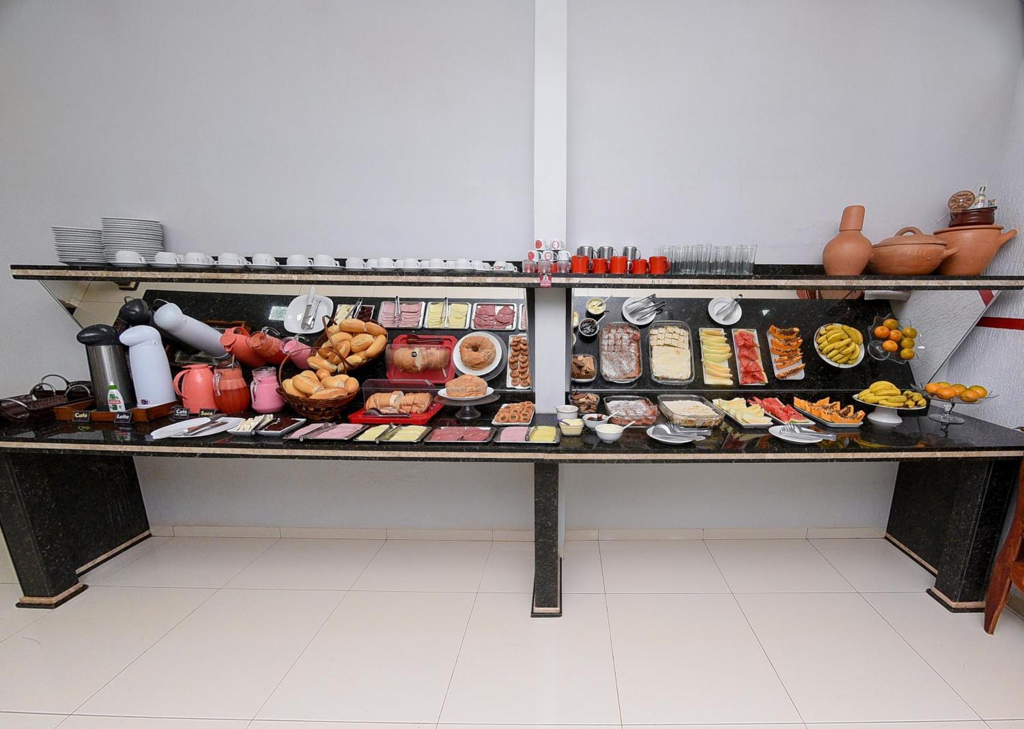 Hotel Rolim Rolim de Moura ภายนอก รูปภาพ